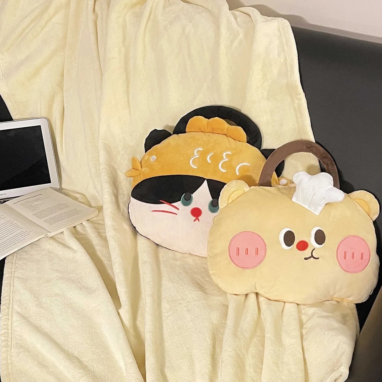 Cartoon Cute Satchel Pillow Quilt Dual-Purpose Two-In-One Pillow Dormitory Office Nap Blanket Four-Season Air-Conditioned Quilt