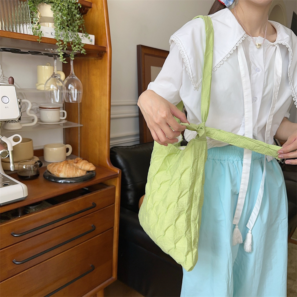 45153 Korean version pleated diamond-shaped bag for women, new casual large-capacity commuter underarm bag, crossbody single-shoulder bag for women undefined