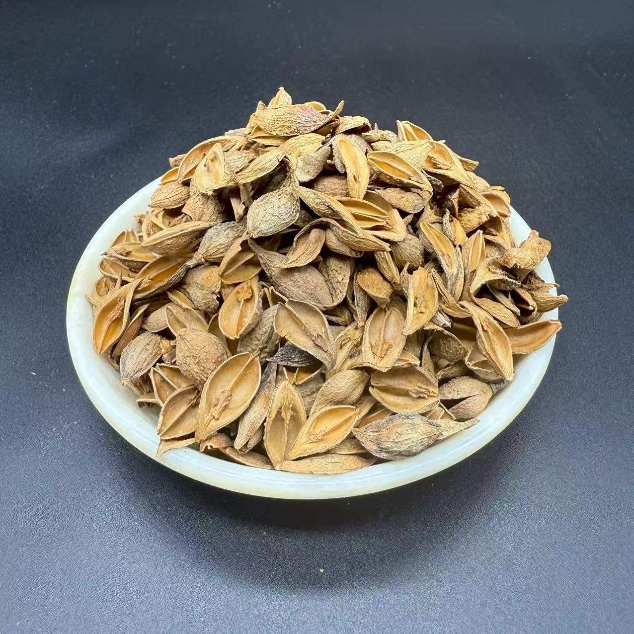 Forsythia Fruit Lian Qiao Dried Herb Natural Sun Dried Traditional TCM Decoction Pieces 500g key features