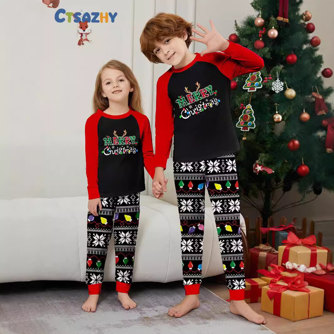 Pyjama imprimé pour la maison avec lettres de Noël et rayures en flocons de neige_voghion.com
