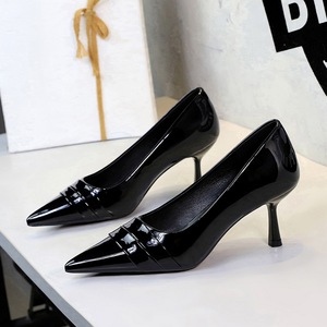 9577-1 European and American banquet high heels, women's patent leather pointed shallow mouth sexy slim heels, eleg