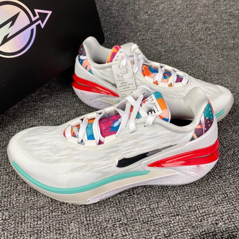 High-Quality Cut 2 Low-Top Practical Basketball Shoes, Year of the Rabbit Peach Color, Wear-Resistant and Impact-Resistant Pink Training Sneakers High-Quality Cut 2 Low-Top Practical Basketball Shoes, Year of the Rabbit Peach Color, Wear-Resistant and Impact-Resistant Pink Training Sneakers