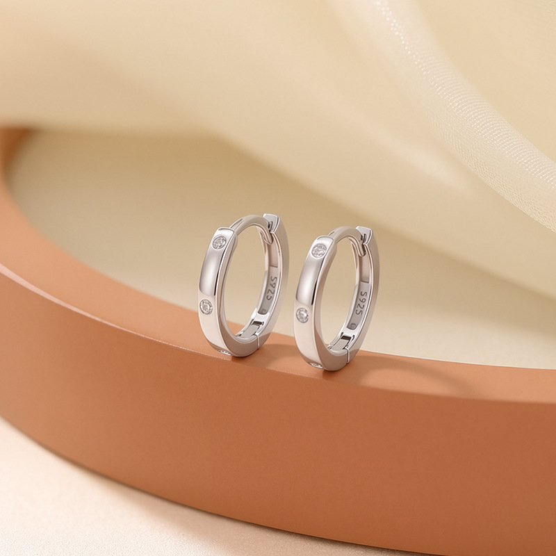 Khuyên tai nữ hình tròn bạc S925 mạ vàng đơn giản thời trang — Kiểu dáng 2 màu bạc