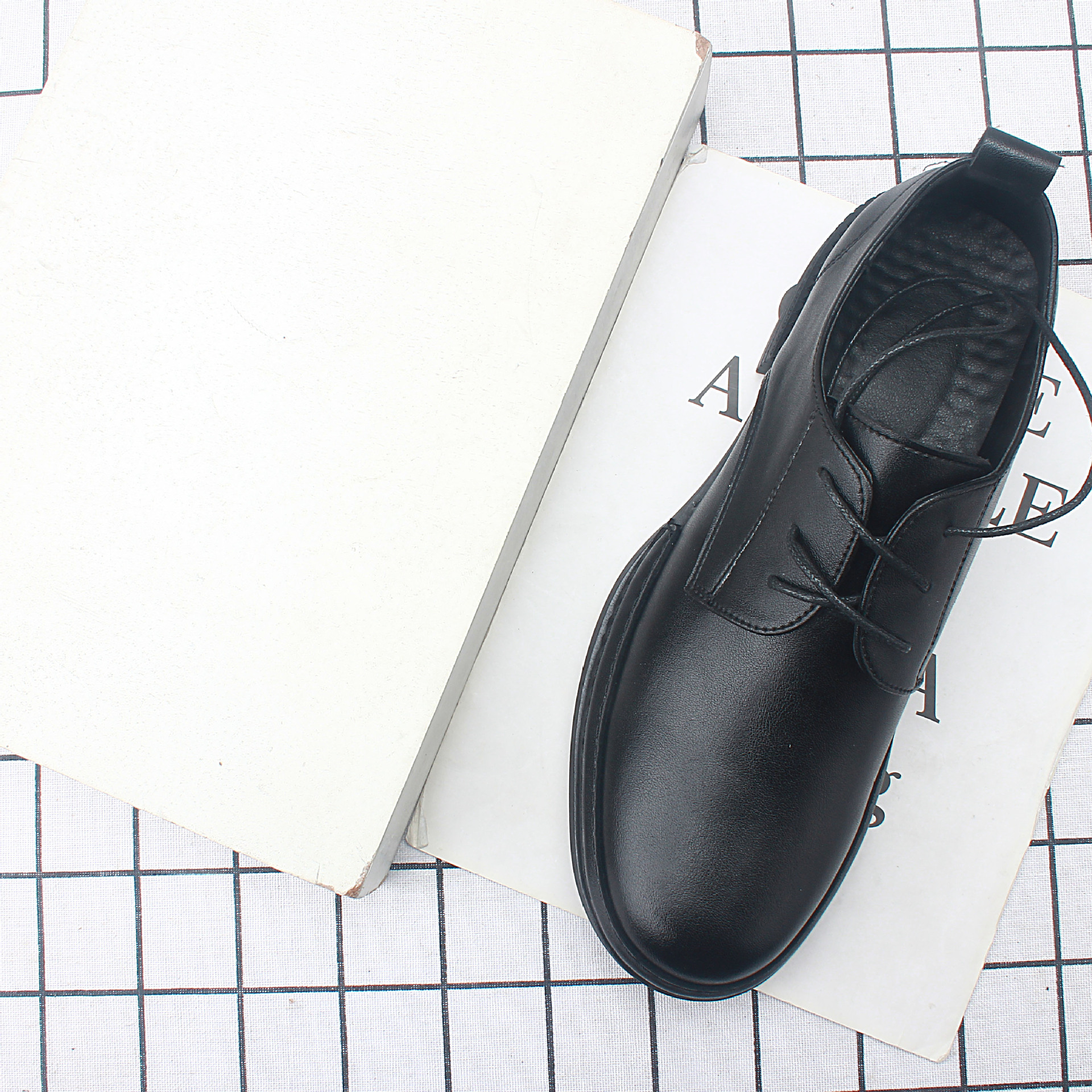 Ӣ�׼�Լʱ�аٴ�������Ь������ƤЬ����װЬ1384