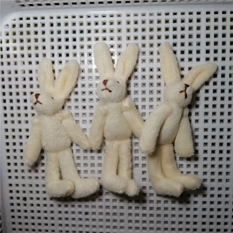 Plush Bag Charm, Handmade 8 cm Bear/Rabbit Accessory, Soft Plush Keychain, Random Color