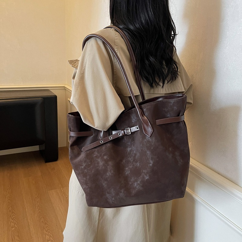 托特包包女时尚百搭大容量通勤单肩包2025新款通勤大容量腋下包|undefined