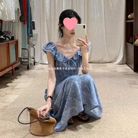 韩系蓝色显白小飞袖印花连衣裙女2026夏季新款显瘦裙子图片色