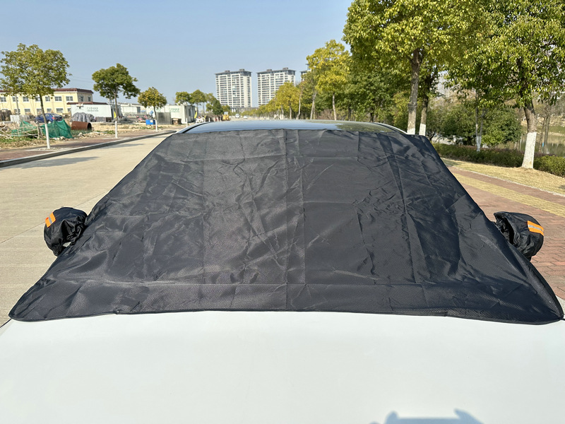 Car snow shield 600d Oxford cloth sunshade winter waterproof anti-ice windshield car jacket cover thickened cross-border