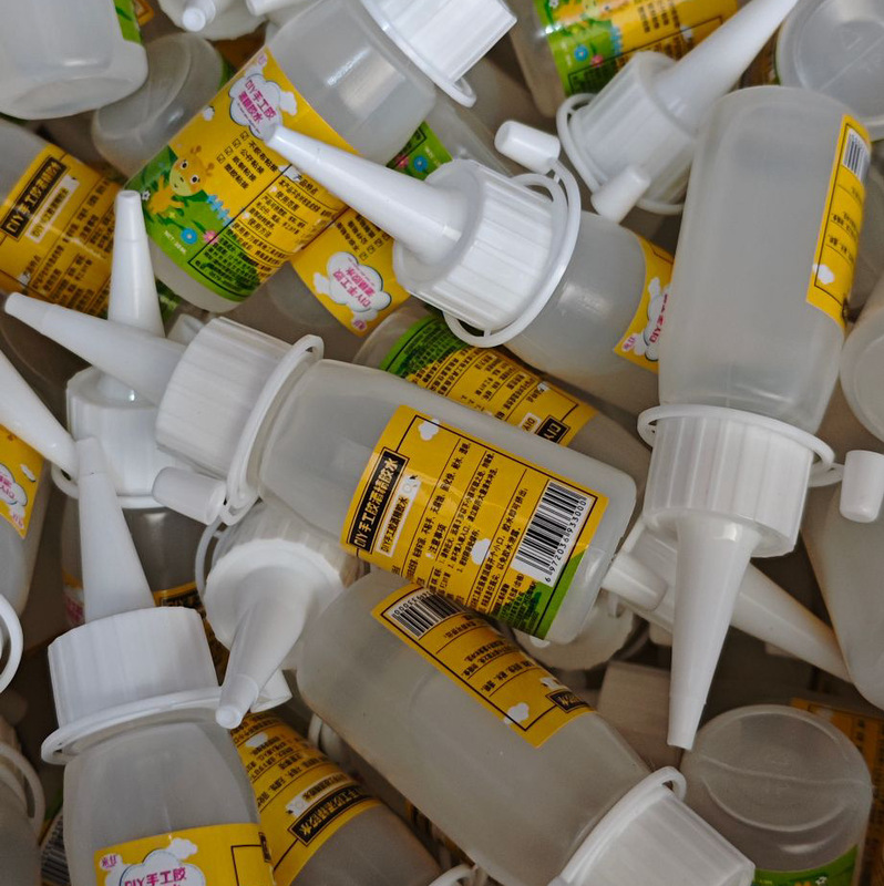 30ml alcohol glue non-woven fabric glue hemp rope building block glue children's handmade diy paste fur ball button painting accessories 30ml alcohol glue non-woven fabric glue hemp rope building block glue children's handmade diy paste fur ball button painting accessories