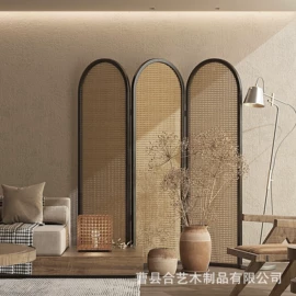 屏风、隔断类;收纳盒;藤编桌椅