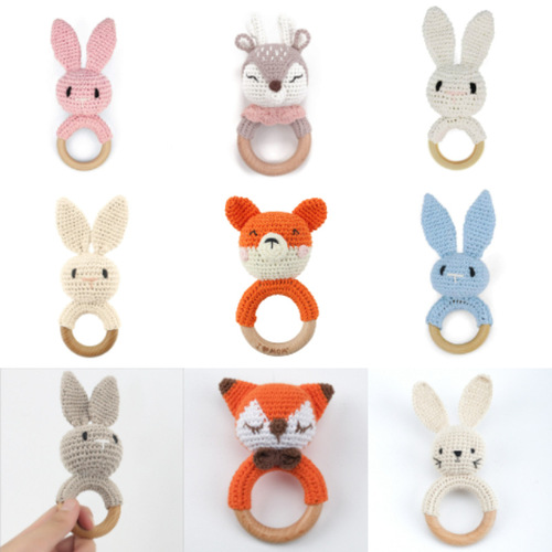 Foreign trade beech cartoon animal rattle baby soothing wooden rattle toy crochet teether rattle gift wholesale
