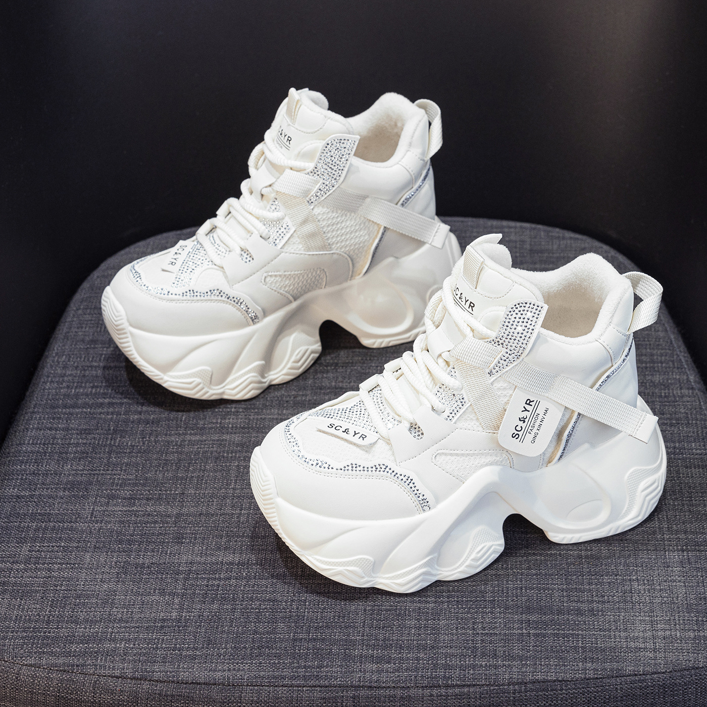 Giày sneaker nữ đế dày tăng chiều cao mùa thu 2025 phong cách hot trend buộc dây — M2936 lót đơn màu đen, M2936 lớp lót đơn màu xám, M2936-1 plus nhung đen, M2936 lớp lót đơn màu be