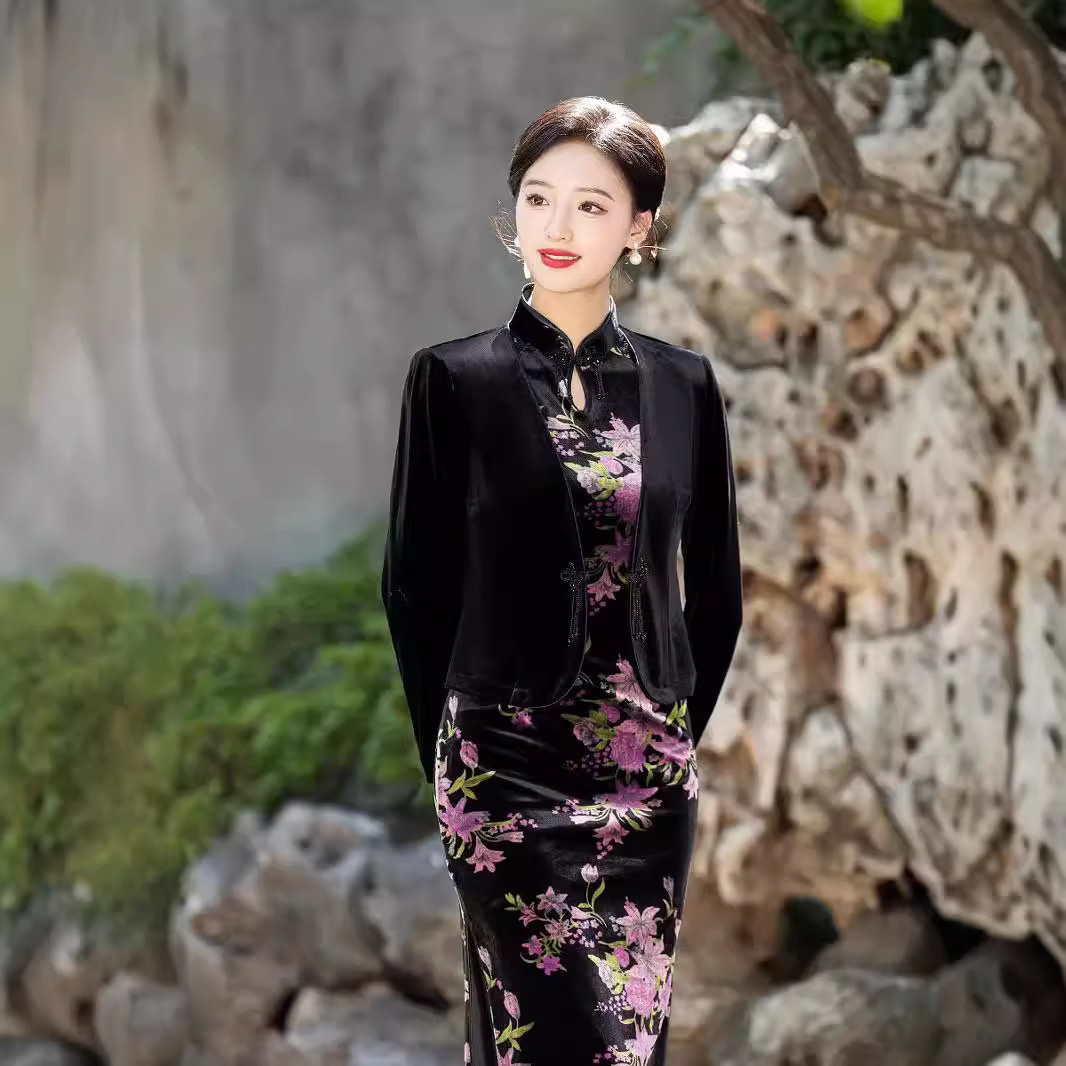 Autumn fashionable velvet cheongsam