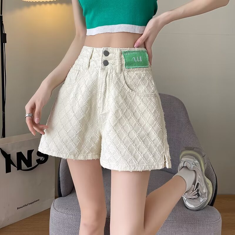 Off-White Diamond Jacquard Denim Shorts for Women, 2026 Summer New Style, Straight High-Waisted, Slimming, Bamboo-Leg A-Line Shorts