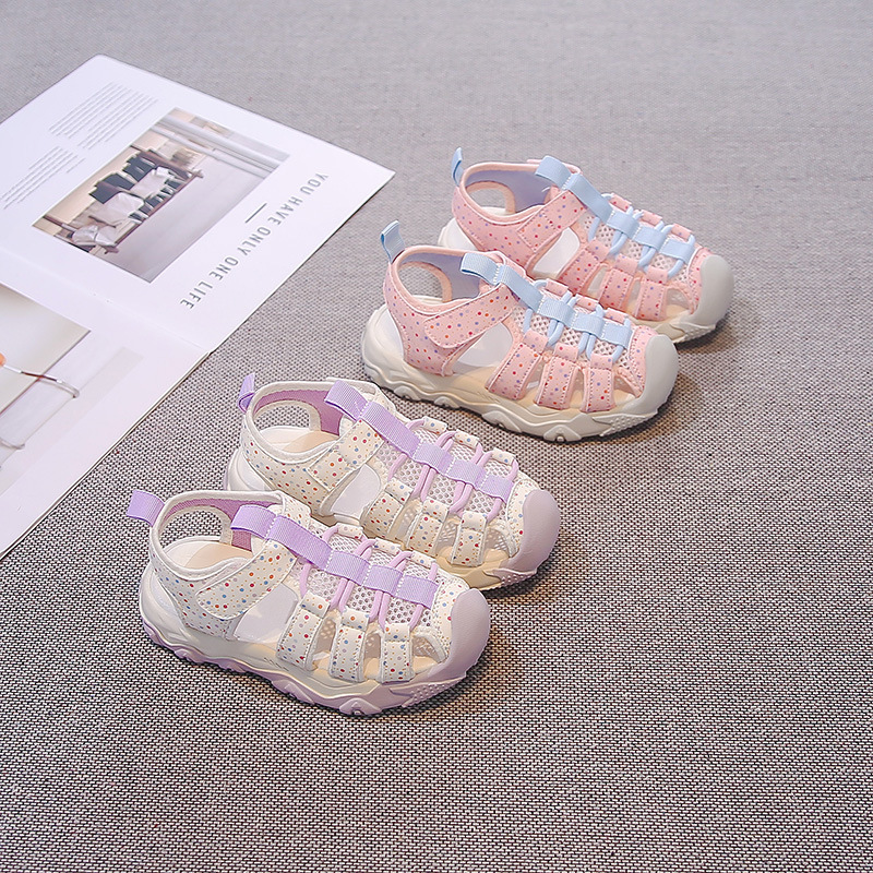 Niñas sandalias de verano 2026 nuevos zapatos de moda para niños, zapatos casuales ondulados, zapatos de deporte transpirables