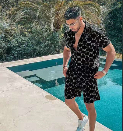 Verano Amazon venta caliente impresión 3D suelta camisa de manga corta traje casual hawaiano estampado de dos piezas para hombre
