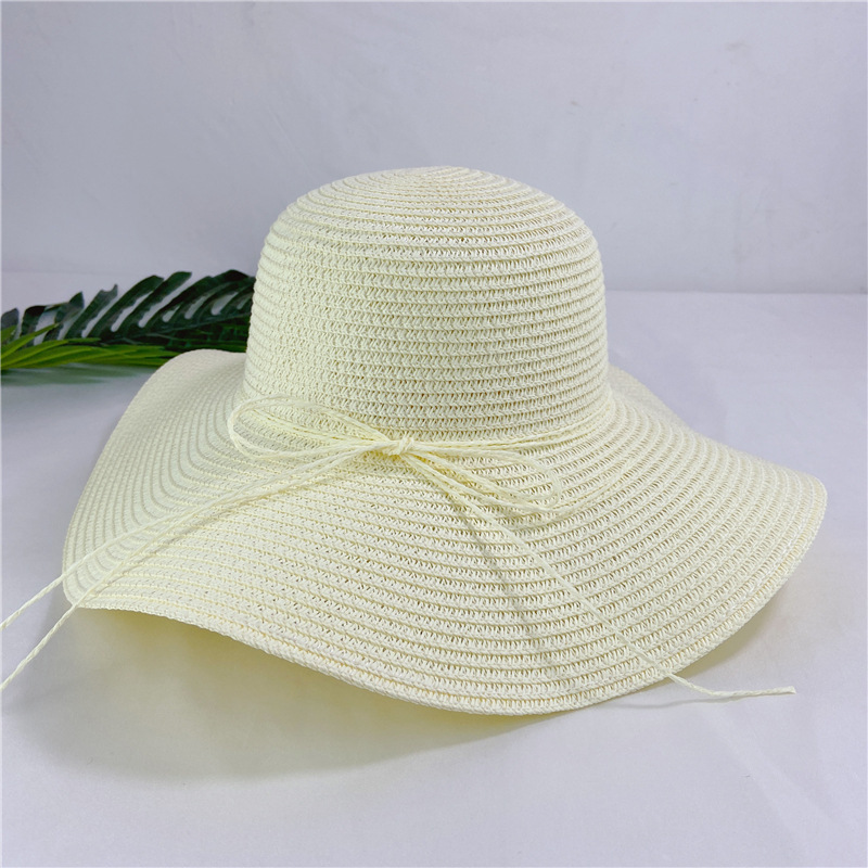 Sombrero De Ala Grande Simple Sombrero De Paja Protector Solar De Verano Para Mujer Sombrero De Playa display picture 3