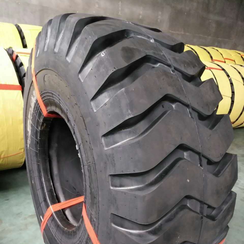 23.5-25耐磨工程机械轮胎 大量现货 装载机轮胎