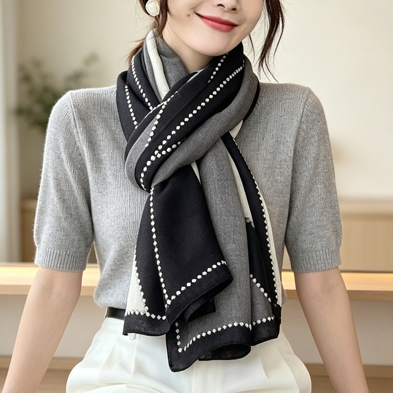 New versatile cotton-linen scarf for spring and summer, simple black and white color-blocking neck warmer, shawl, dual-use sunscreen long scarf