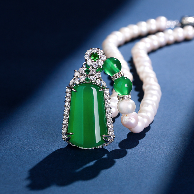 Organic necklace for mother's day from pearl jade