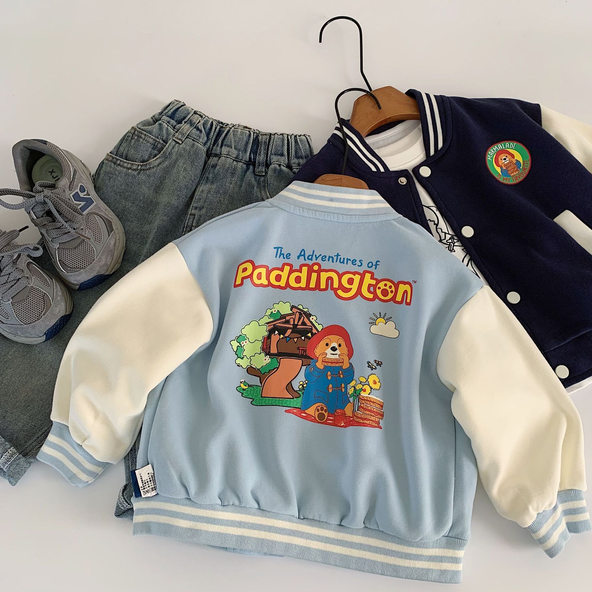 Mai Bao abrigos de otoño para niños 2025 nuevo estilo coreano para niños y niñas Paddington oso béisbol chaqueta del bebé