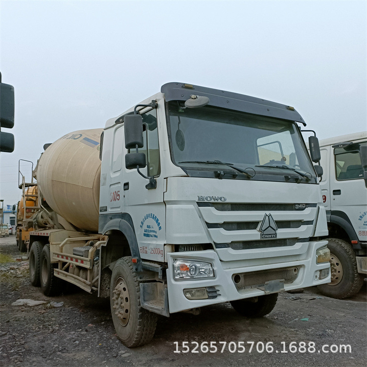 Автобетоносмеситель Auman Zoomlion 16 м³
