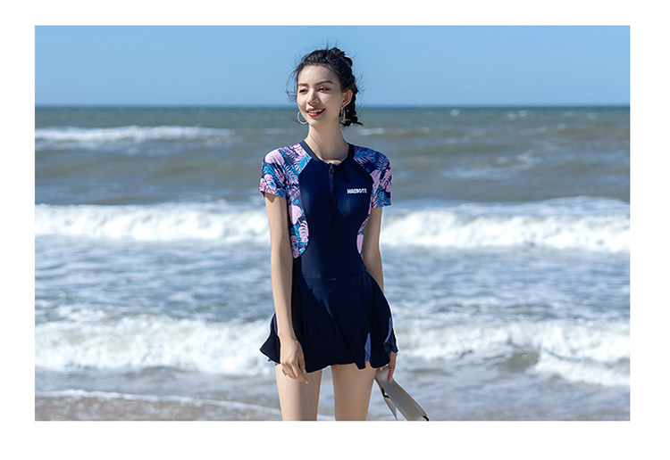 H303_18.jpg