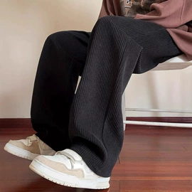 男式衬衫;连衣裙;女式T恤