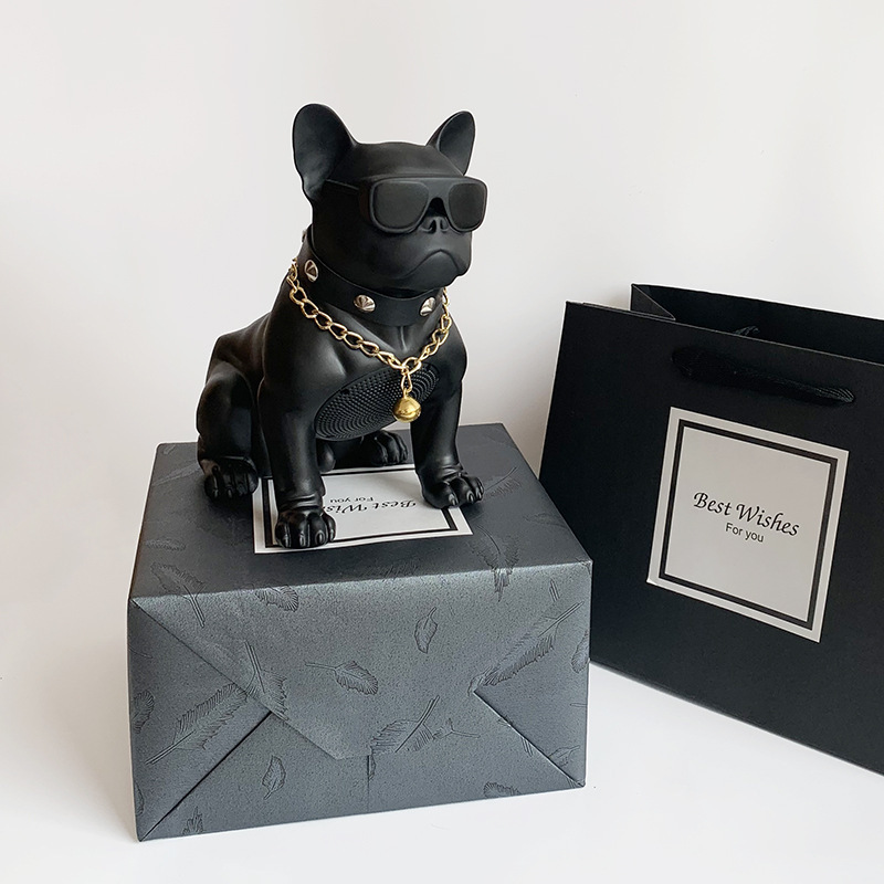 Bulldog subwoofer todo el cuerpo sonido de perro adornos de automóvil cabeza de perro altavoz bluetooth novio explosión de cumpleaños