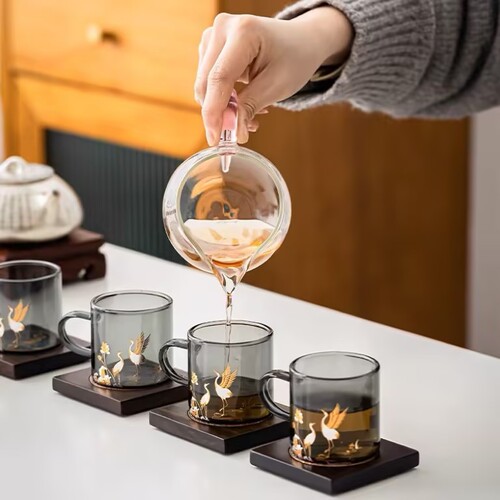 High borosilicate glass small tea cup for home reception and drinking, heat-resistant glass printed tea cup, kung fu tea set accessories