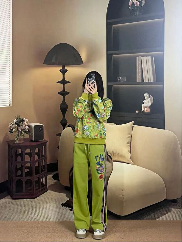 秋冬季休闲套装时尚女装高级感上班通勤女装俩件套鲜花图案运动装|undefined