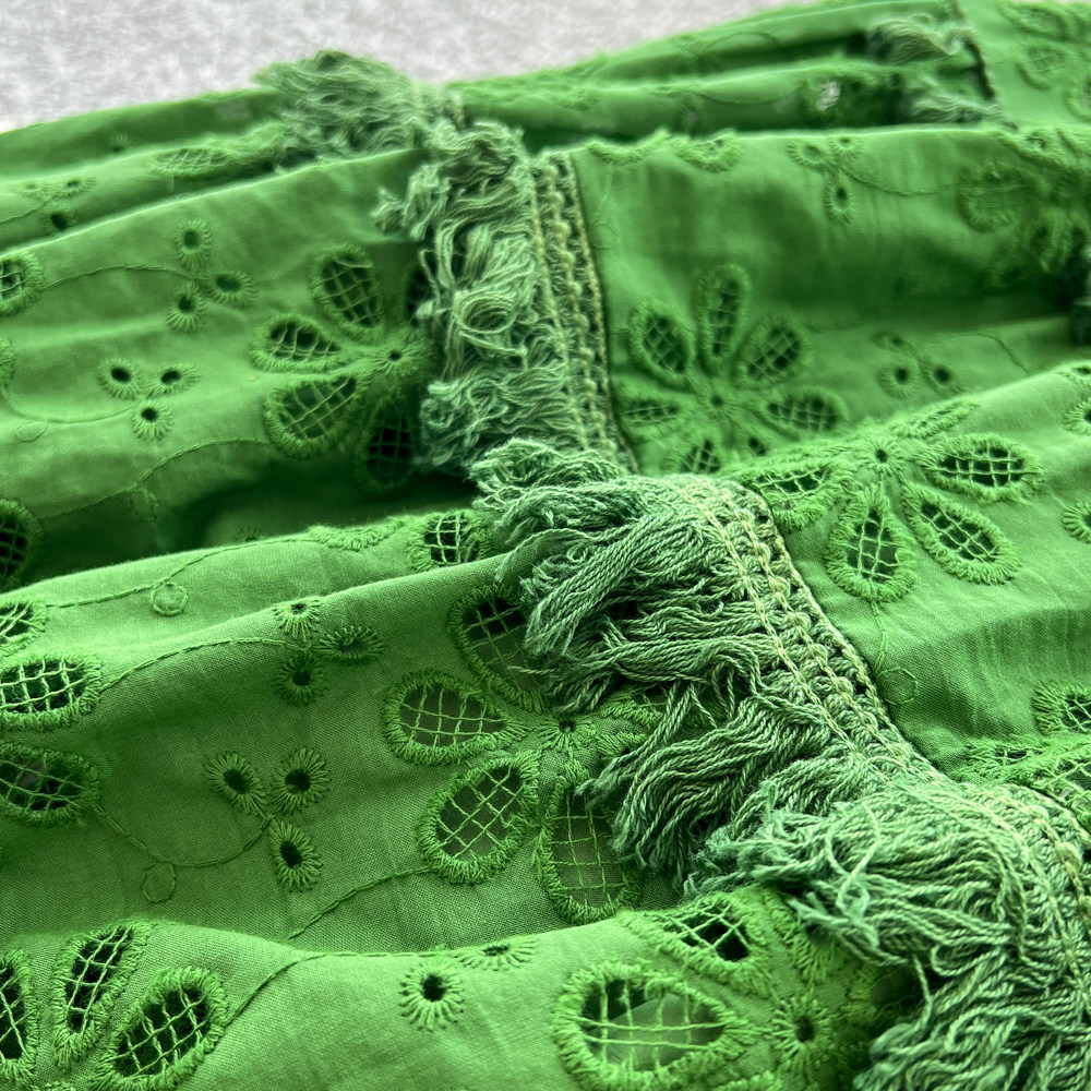 French Style Green Lace Spaghetti Strap Maxi Dress For Women, V-Neck Boho Summer Dress With Ruffles And Waist Tie_ecoleips.com