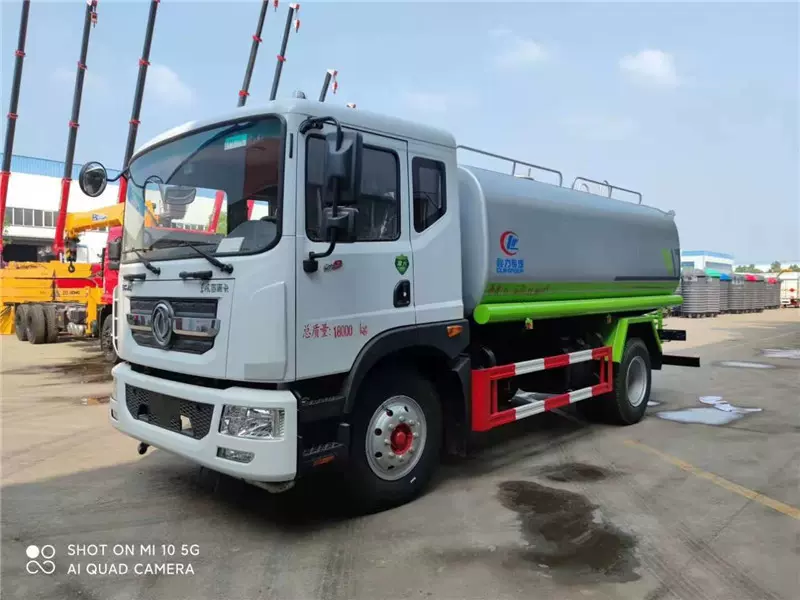 国六东风多利卡D9洒水车 多利卡12吨喷洒车 环保洒水抑尘车雾炮
