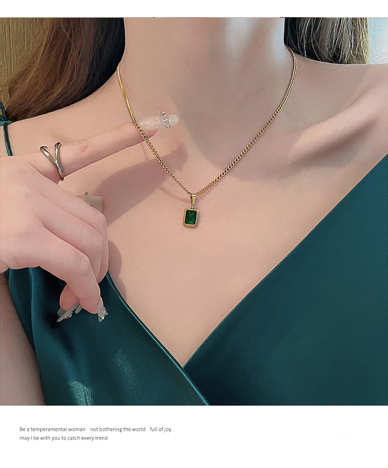 Fashion Square Titanium Steel Inlay Rhinestones Necklace_colorza_5