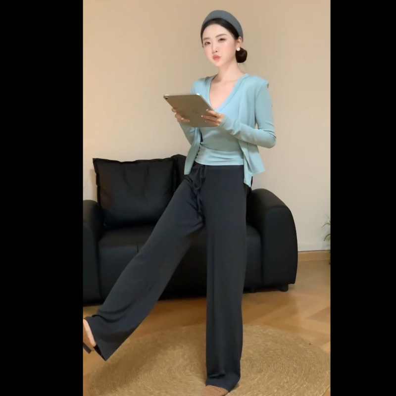 韩系设计感套装扣女秋季新款蓝色长袖开衫穿搭背心休闲裤三件套潮|undefined