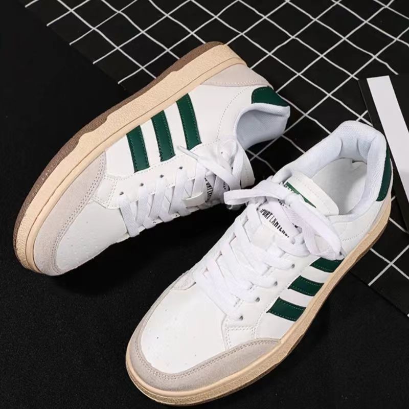 Zapatos casuales para hombres, comercio exterior clásico universal, cómodos y transpirables zapatos blancos de moda coreana, zapatos de verano para hombres.