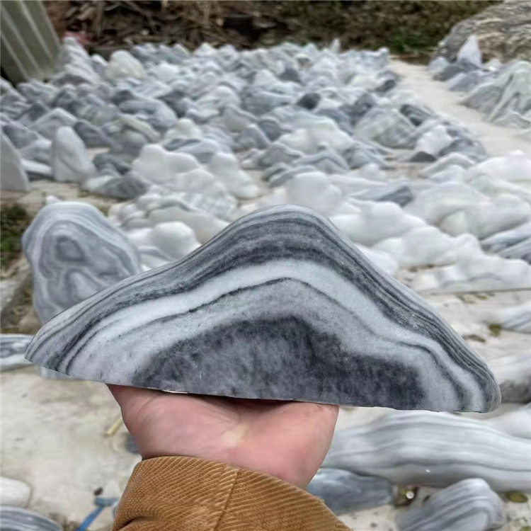 供应装修造景石别墅高档小区用造景石假山园林山水鱼池风景石原石