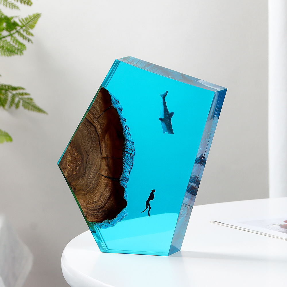 Ocean Micro-Landscape Solid Wood Resin Lamp Ornaments Museum Exhibition Turtle Diver Resin Crafts Miniature Bonsai