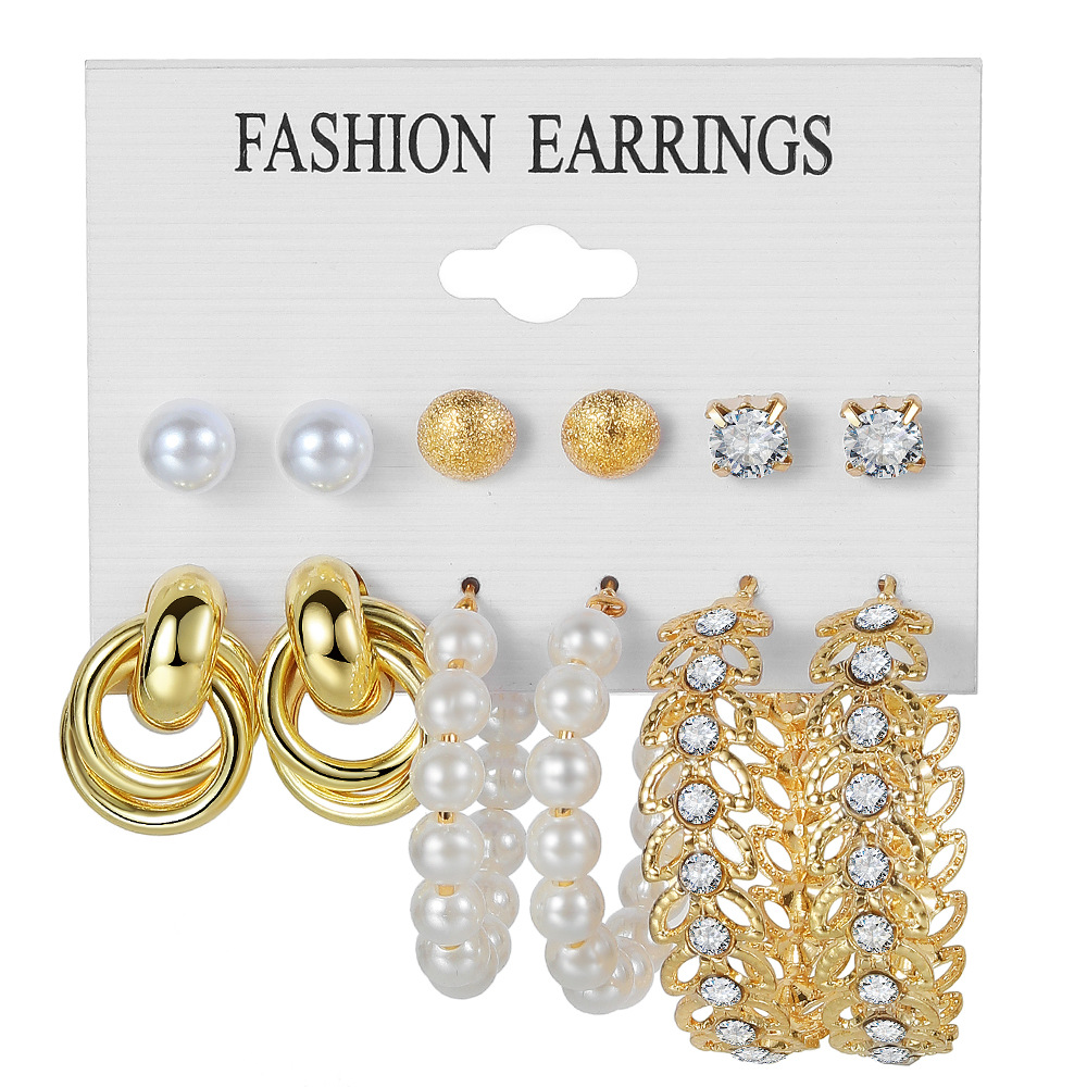Retro Round Alloy Plating Artificial Pearls Women's Earrings Ear Studs 6-piece Set display picture 2