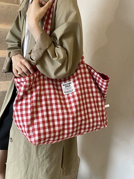 Cute capacious demi-season one-shoulder bag, shoulder bag, with embroidery