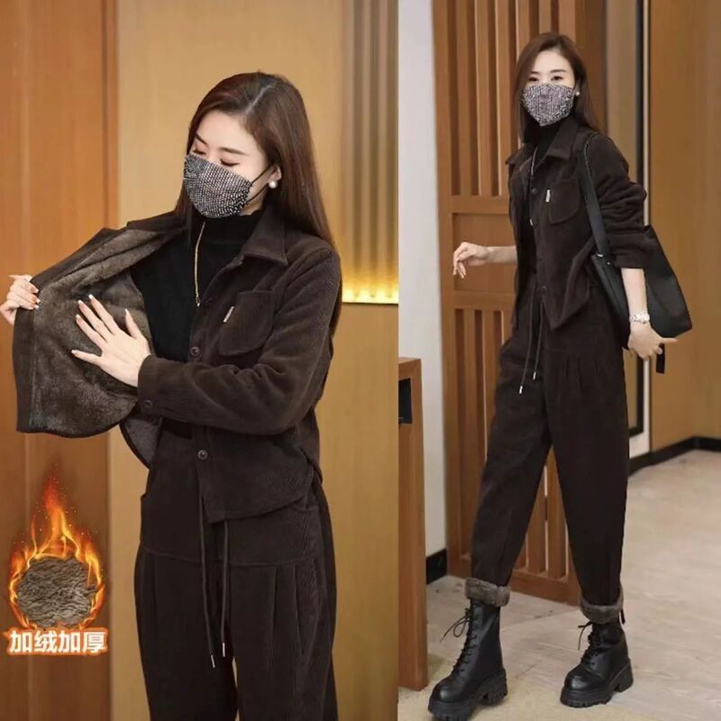 Autumn and Winter Fashion Casual fleece-lined Thickened suit Women's 2024 New Korean-style Age-reducing Corduroy Two-piece Set