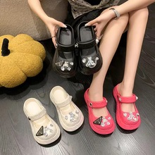 ����Ь���^��ЬŮ��ͨ�r���ļ�ɳ���ӼҺ����H��ʺ�Л���Ь�⴩