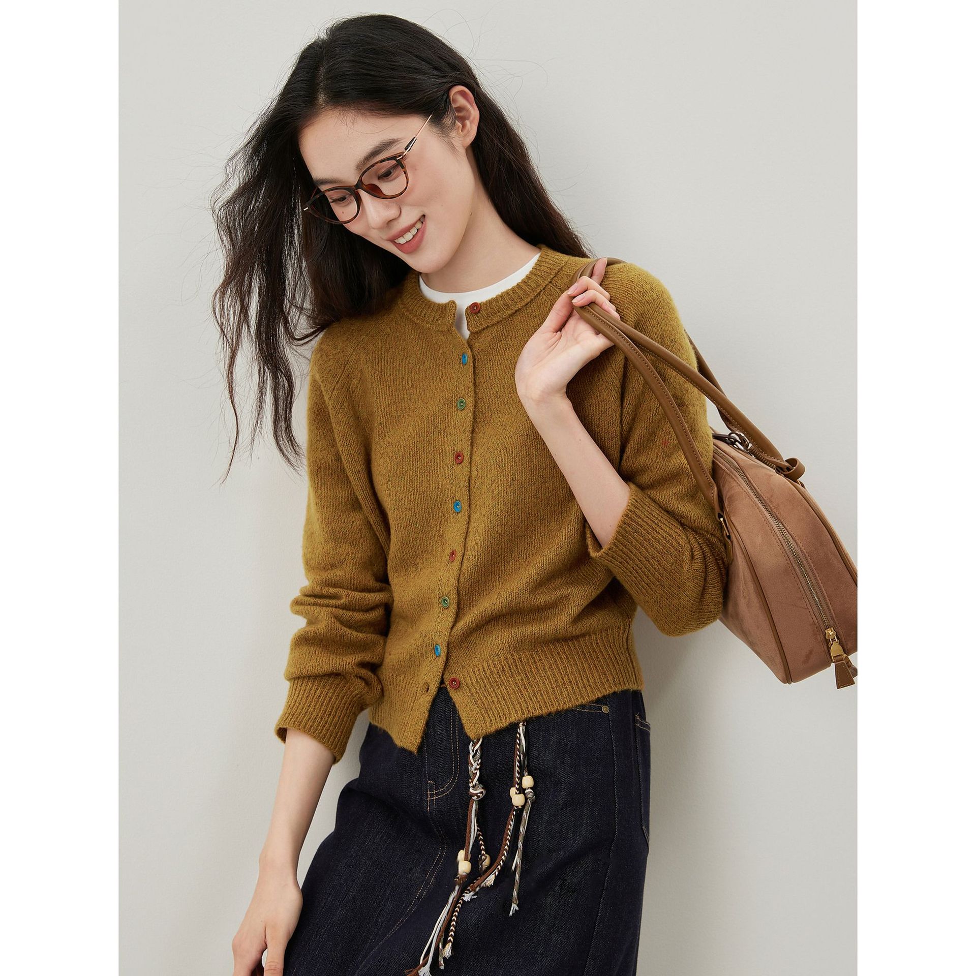 荣太全羊毛梦幻彩色纽扣圆领针织开衫女2025新款休闲通勤长袖外套