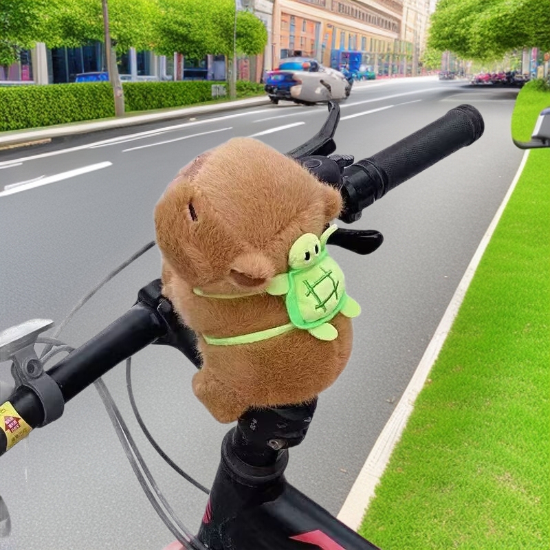 Popular Capybara Plush Toy Bracelet with Swivel Tail, Cute Gift for Children