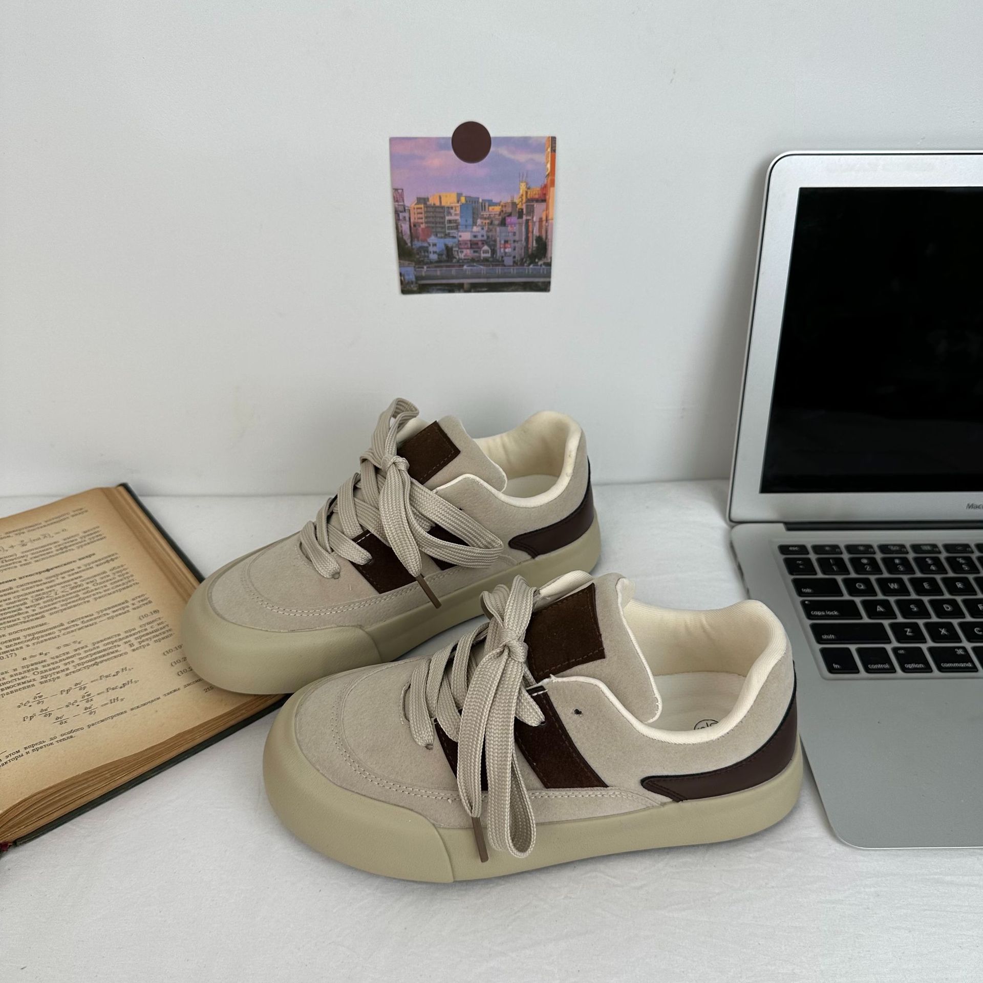 Zapatos de pan de crema retro ins street shooting estudiantes deportes zapatos casuales de todo fósforo 2024 otoño e invierno nuevo tablero 6593