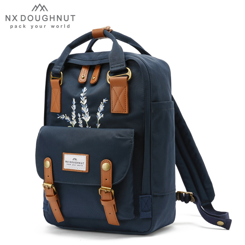 라벤더 사파이어 블루 자수