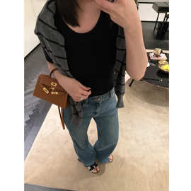 现 2026春季新款韩国东大门复古做旧水洗直筒裤脚开叉牛仔裤