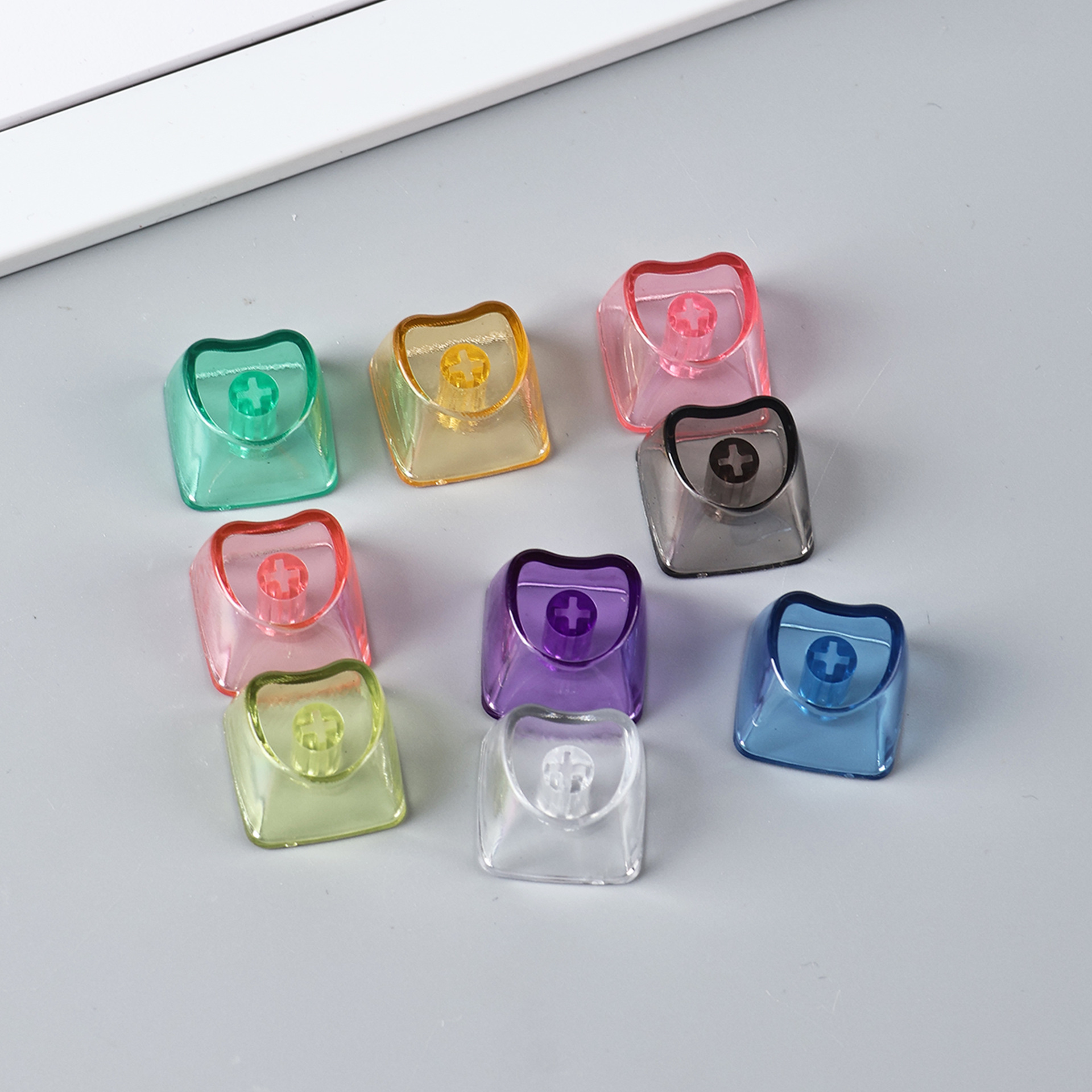 Pc High-Transparency Colorful Glossy Heart-Shaped Keycap DIY Switch Tester Keychain Keycap Personalized Mechanical Key Compatible Keycap