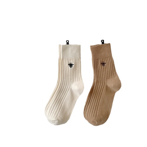 Miu Showroom Same Style Small Bee Embroidered Vertical Striped Double Needle Socks for Men and Women 100% Cotton Mid-Calf Socks Korean Instagram Women's Socks