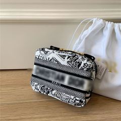 24新作ブランドD家コスメ贈答品パリ地図ホワイト化粧ポーチ大容量収納刺繍手持ちポーチ